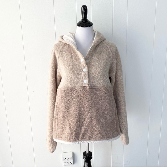 Women's Outdoor Voices MegaFleece Snap Up Hoodie Wool Blend Beige Sz S *stains - Picture 2 of 16